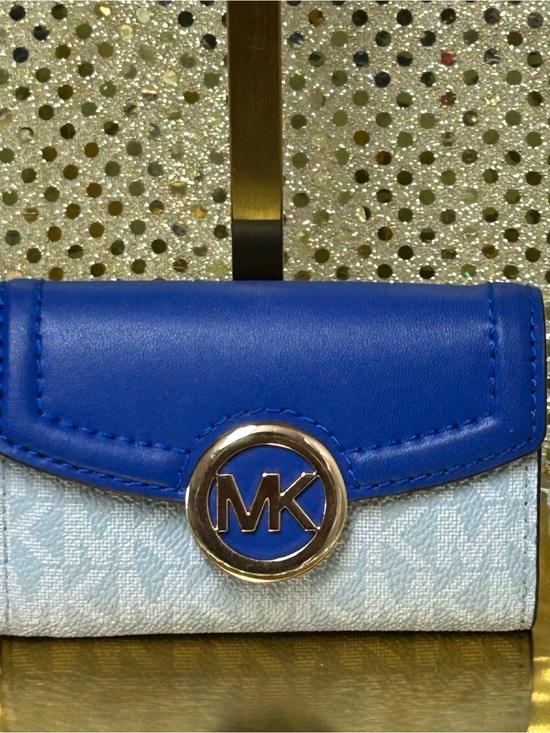 Michael Kors Handbags - Michael Kors Royal Blue Leather and Light Blue Monogram Key Holder Card Case